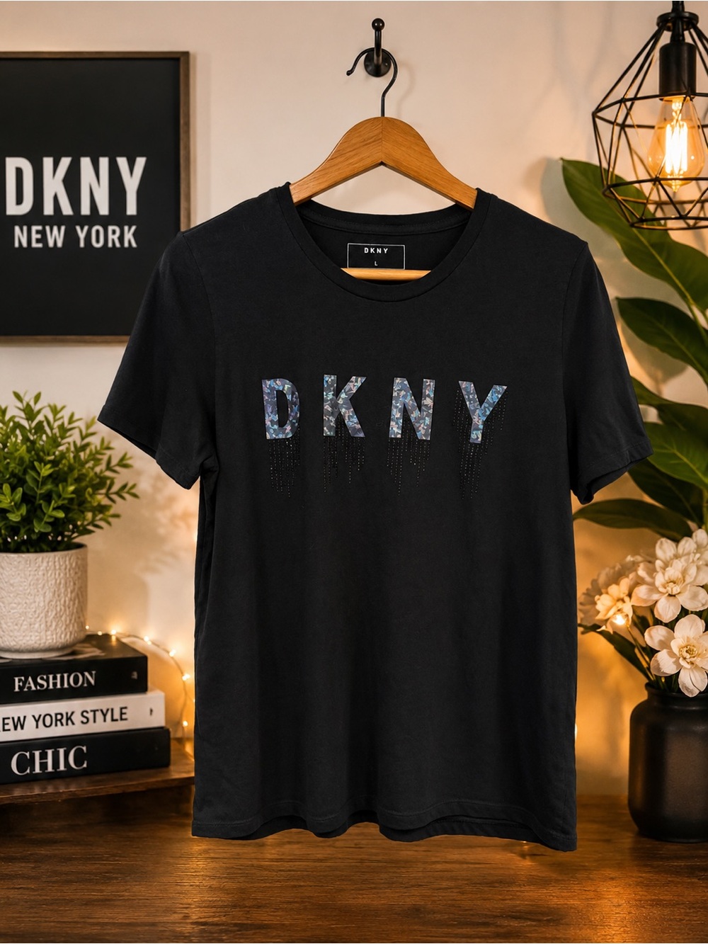 DKNY Black Embellished Logo T-Shirt Holographic DKNY Drip Detail Size L